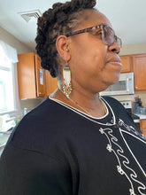 Load image into Gallery viewer, Beaded string earrings
